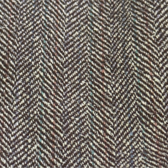 1970’s A Line Brown Herringbone Print Wool Skirt with Pockets, Lined, SMALL, 26” - Picture 8 of 8